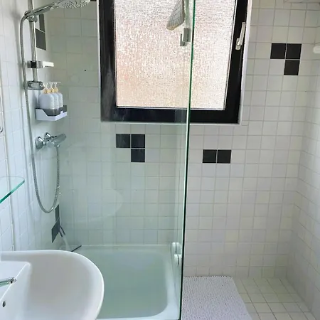 3 Bedrooms Maisonette In Apartment